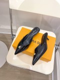 累積売上総額第１位！ ルイヴィトン n級品 星型の子猫と尖った半スリッパ