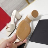 使い勝手良し ヴァレンティノ n級品 最新のGARAVANITAN-GO牛革のダッフルヒールスリッパ