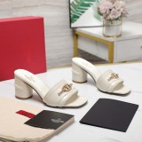 使い勝手良し ヴァレンティノ n級品 最新のGARAVANITAN-GO牛革のダッフルヒールスリッパ
