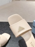 【限定】 プラダ 激安通販 2024新トリコロール三角ヒール角ミューラースリッパ