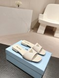 累積売上総額第１位！プラダ 偽物通販 2024新トリコロール三角ヒール角ミューラースリッパ