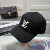使い勝手良し ルイヴィトン コピーおすすめ LouiVuittonコーナーの新型ルイヴィトン家刺繍野球帽