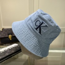 日本未入荷 ルイヴィトン コピー ロゴの刺繍