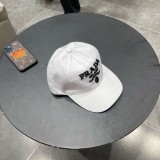 超奇跡の入荷☆ プラダ n級品 2024春夏新作刺繍アルファベット野球帽
