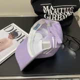 一目惚れ♪ プラダ n級品 の人気者は色合わせのトライアングル野球帽