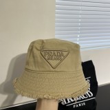 追跡付 プラダ スーパーコピー 三角標の立体文字刺繍バリ漁師帽