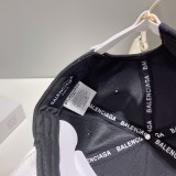 日本未入荷 バレンシアガ 偽物通販 の新型コラージュ野球帽