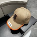 ★超人気 バーバリー n級品 立体刺繍オリジナル野球帽