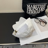 ★超人気 バーバリー 激安偽物 立体刺繍オリジナル野球帽