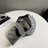 日本未入荷 ディオール n級品 新型コーナーにはシンプルな野球帽