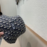 一目惚れ♪ ディオール n級品 漁師帽