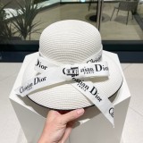 日本未入荷 ディオール 激安偽物 の新しい草編み日除け麦わら帽子