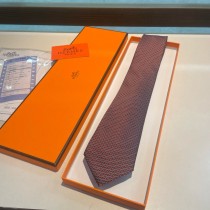 超話題! エルメス 激安通販 アルファベット男性の新しいネクタイ