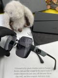 ★超人気 ディオール 激安偽物 2024春の新トレンド爆型ファッションフレーム偏光サングラス2色
