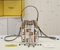 高品質 フェンディ 偽物通販 FENDIバケツ大容量
