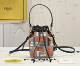 ★超人気 フェンディ 激安通販 FENDIバケツ大容量