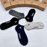 日本未入荷 バーバリー 激安通販 女性用中筒靴下
