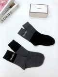 大人気 シャネル 激安通販 クラシックアルファベットロゴコットンミッドソックス