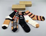【限定】バーバリー 偽物通販 女性用中筒靴下
