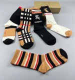 【限定】バーバリー 偽物通販 女性用中筒靴下