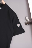 入手困難 モンクレール スーパーコピー ベーシックネック刺繍ロゴラウンドネック半袖Tシャツ