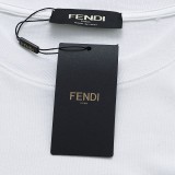 超奇跡の入荷☆ フェンディ スーパーコピー の新型クマ柄プリントTシャツ