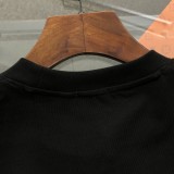 超話題! バーバリー 偽物通販 2024新作スエード発泡アルファベットロゴ半袖Tシャツ