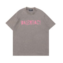 超奇跡の入荷☆ バレンシアガ 偽物通販水洗ファジィ旧破壊ロゴカジュアル半袖Tシャツ