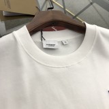 累積売上総額第１位！ バーバリー n級品 2024新作刺繍戦馬ポケット半袖Tシャツ