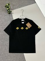 【話題商品！】バーバリー コピー の最新トップバージョンの胸元戦馬刺繍工芸半袖Tシャツ