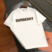 入手困難 バーバリー コピーおすすめ 2024新作スエード発泡アルファベットロゴ半袖Tシャツ