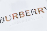 超奇跡の入荷☆ バーバリー コピー バンプアルファベットエンボスＴシャツ