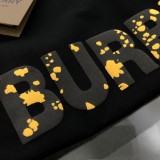 超話題! バーバリー 偽物通販 2024新作スエード発泡アルファベットロゴ半袖Tシャツ