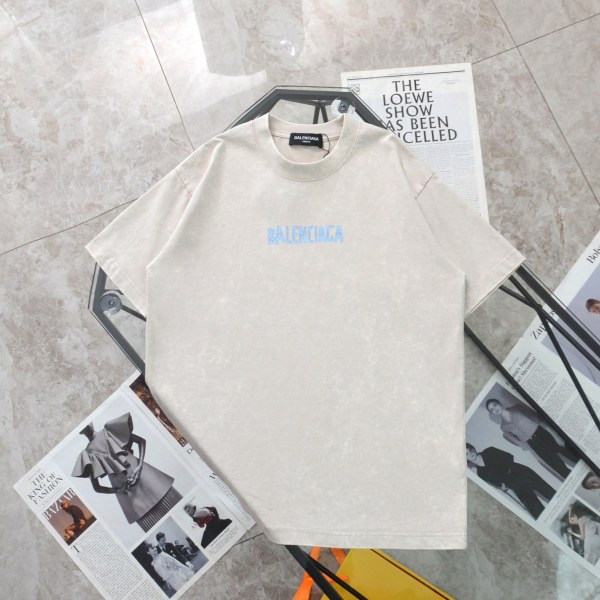 超奇跡の入荷☆ バレンシアガ 激安通販 水洗いバックテープ半袖Tシャツ