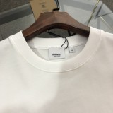 ★超人気 バーバリー コピー 2024新作立体アルファベット半袖Tシャツ