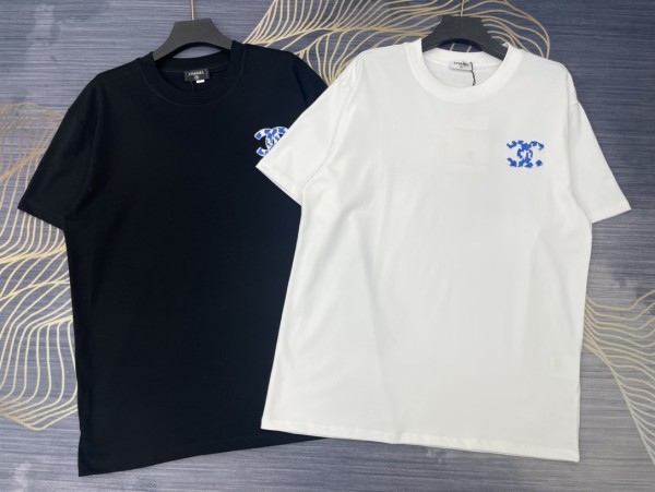 稀少 シャネル コピーおすすめ 2024春夏新作刺繍ロゴラウンドネック半袖Tシャツ2色