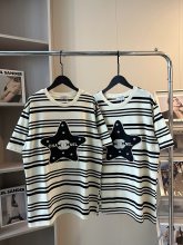 使い勝手良し シャネル 激安偽物 の新重工業布刺繍ペンタゴンロゴ入り白黒ストライプ半袖T