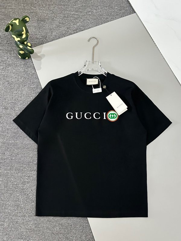 新作 グッチ コピーおすすめ の最新トップバージョンの胸の前の厚手版半袖Tシャツ