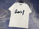 ★超人気 グッチ コピーおすすめ 2024春夏新作イニシャルプリントラウンドネック半袖Tシャツ2色