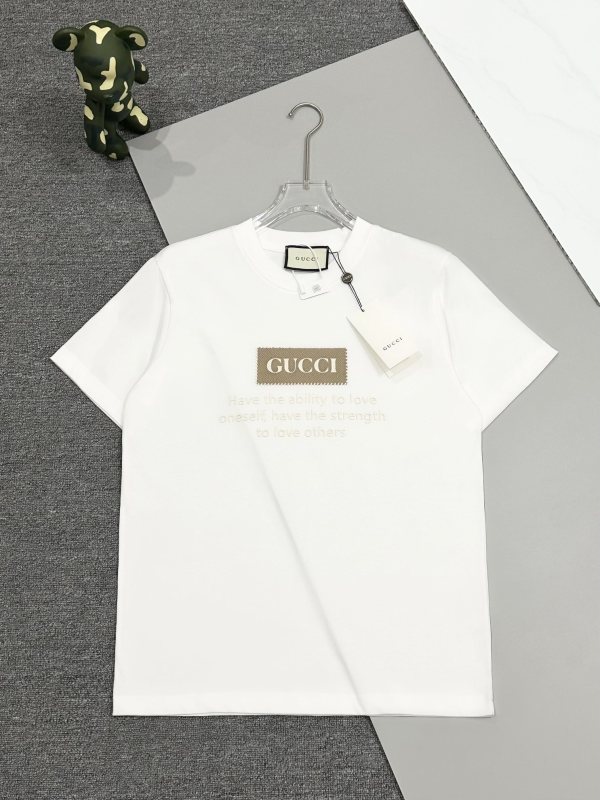 日本未入荷 グッチ スーパーコピー半袖Tシャツ