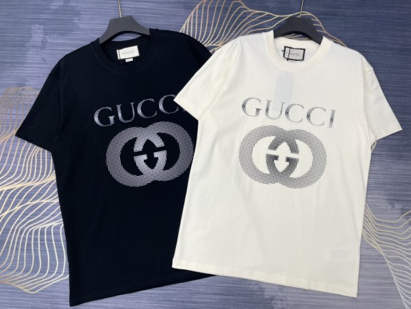 高品質 グッチ 激安偽物 2024春夏新作プリントラウンドネック半袖Tシャツ2色