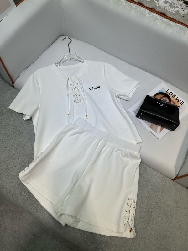 使い勝手良し セリーヌ コピー 24 SS春夏新作ねじ襟半袖トップスショートパンツセット2色