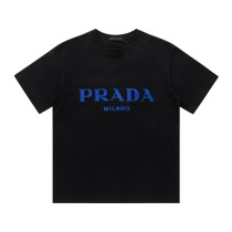 新作 プラダ スーパーコピー の新作丸首Tシャツ半袖