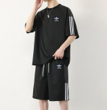 追跡付 アディダス コピーおすすめ クローバースーツ 半袖Tシャツ+半ズボン3色
