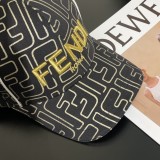 一目惚れ♪ フェンディ 激安偽物 老花シリーズ刺繍野球帽