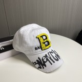 超奇跡の入荷☆ バレンシアガ コピー の新作刺繍ロゴ入り野球帽