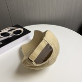 新作 バレンシアガ 激安通販 の新作刺繍ロゴ入り野球帽