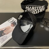 超話題! セリーヌ コピー 春夏の新作シンプルベースボールキャップ