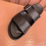 新作 グッチ 激安偽物 の新型メンズ サンダル