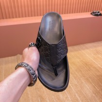 【話題商品！】グッチ スーパーコピー の新型メンズ サンダル